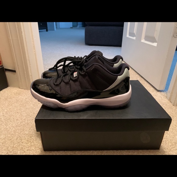 Jordan 11 low - Picture 4 of 7
